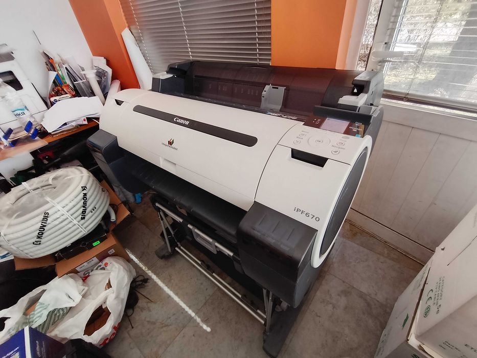 Плотер Canon imagePROGRAF iPF670 / за смяна на глава /