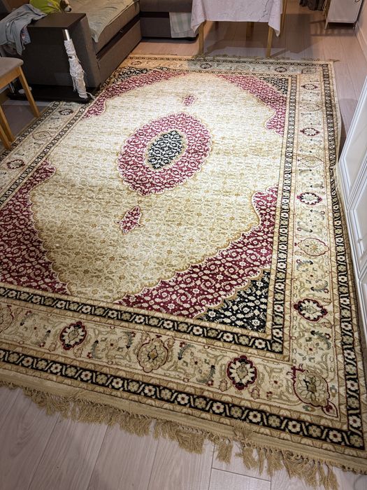 Продам ковер/ кілем размер 3/4м.кв