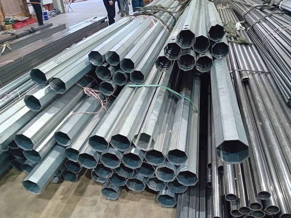 Stâlpi iluminat public 4m 5m 6m