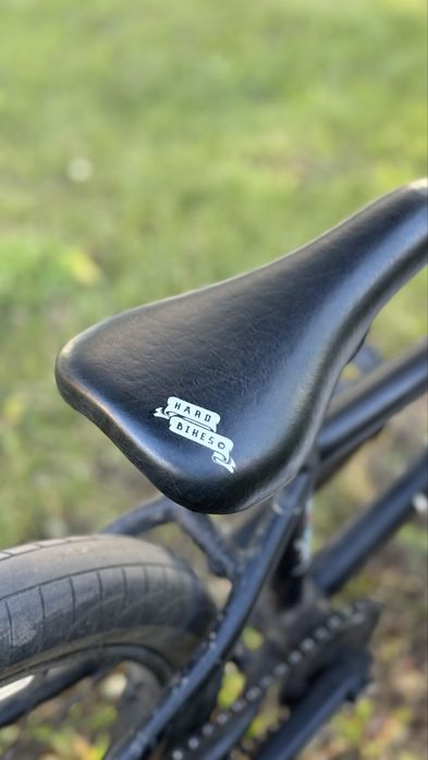 продам велосипед bmx haro leucudia