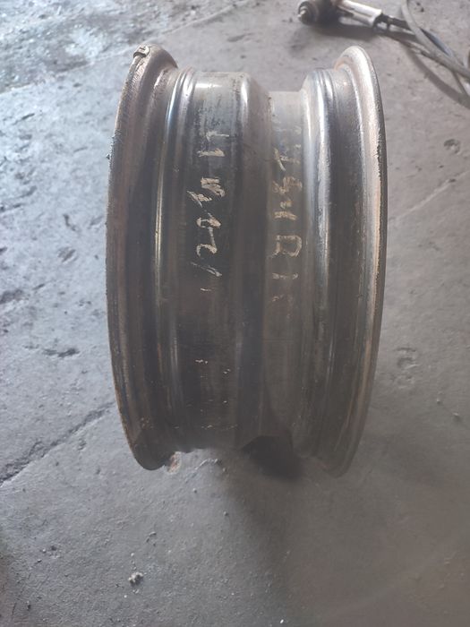 4 диска на Ауди б4 80 ауди оригинал