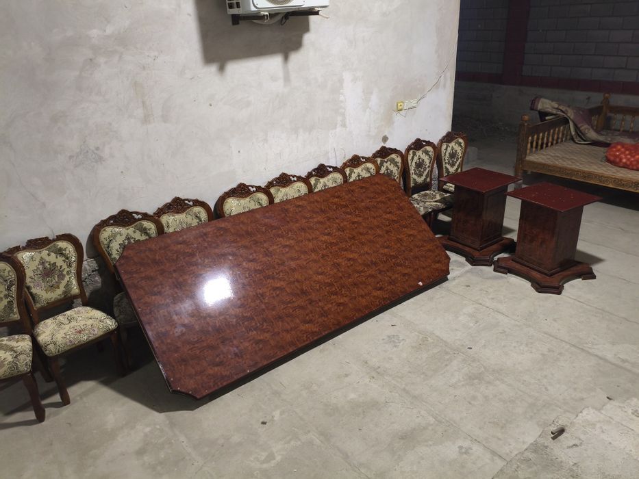 Стол устул сатылады