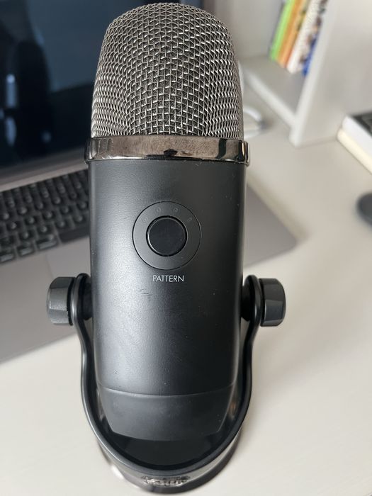 Vând Microfon Blue Yeti X