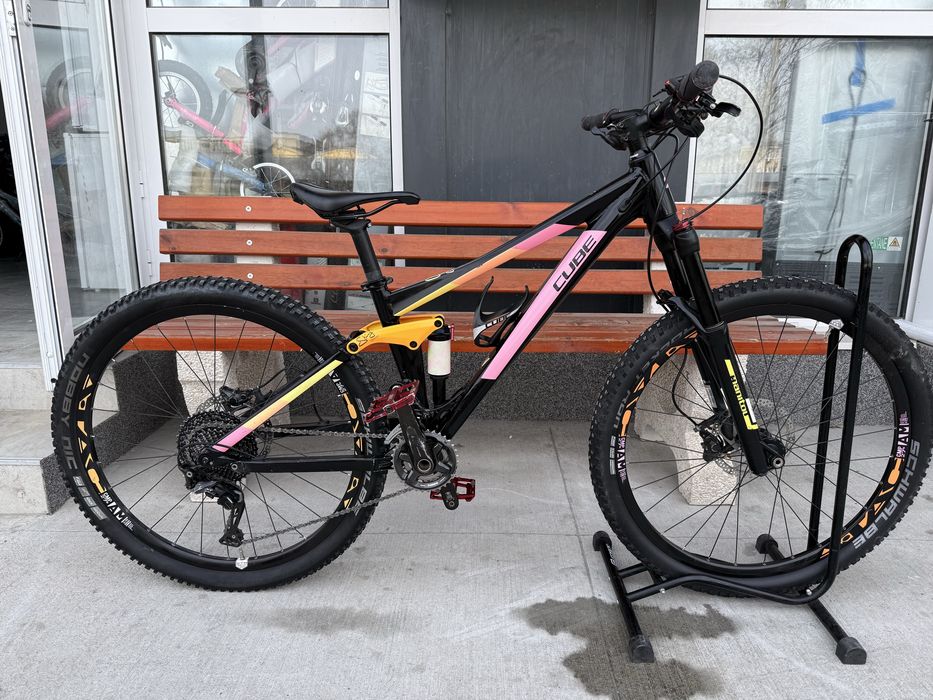 Планински велосипед Мекица CUBE  Pro 27.5цола.
