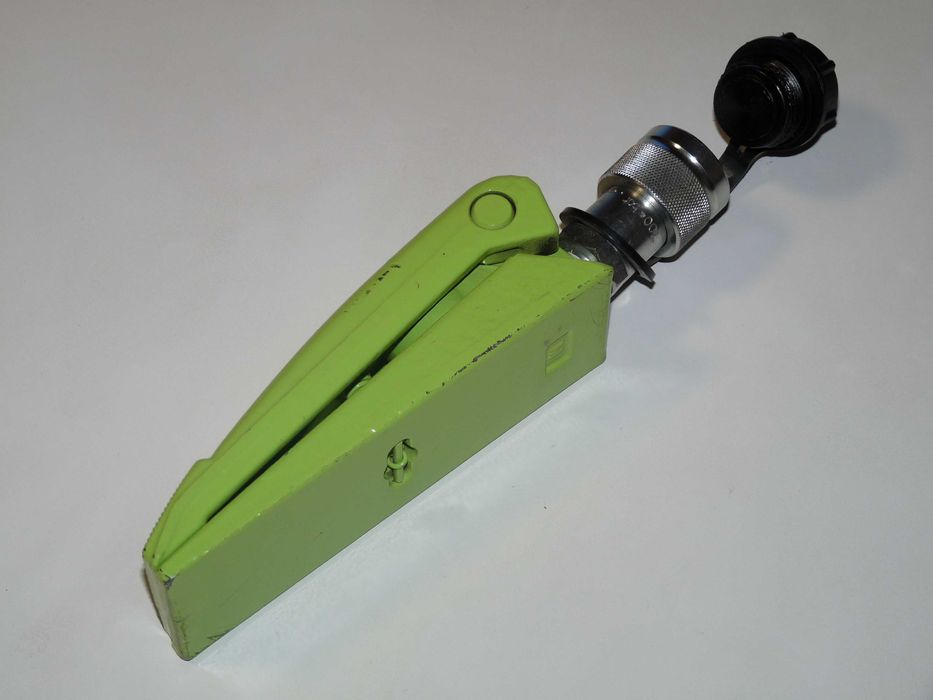 Despartitor hidraulic 1 To 700 bar