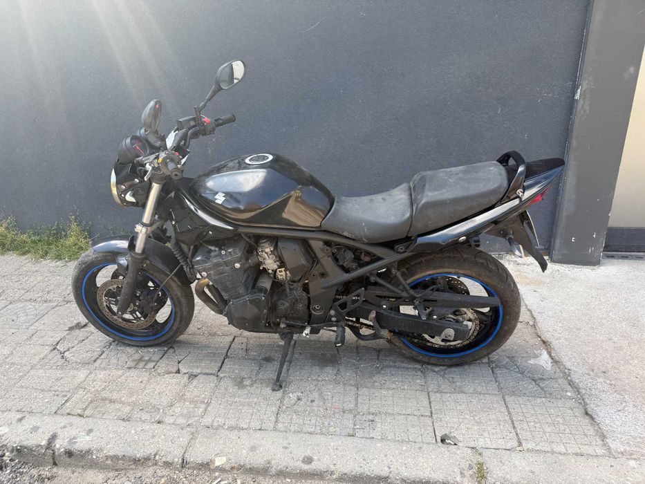 Продавам Suzuki Bandit 650 на части