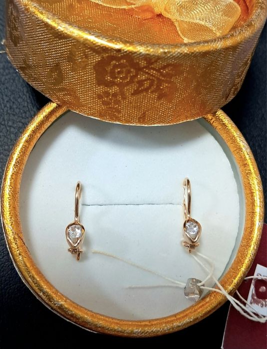 Новые детские золотые серьги