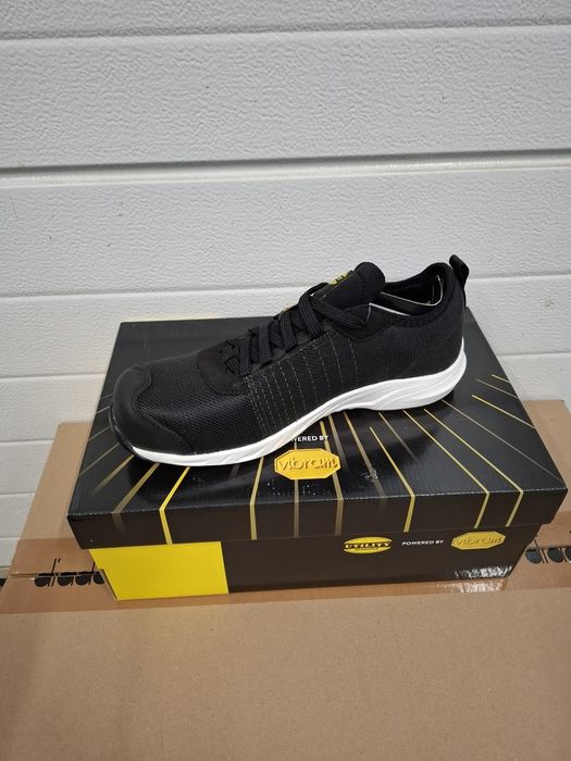 TOP NOUTATE!!! Diadora Matrix by Vibram incălțăminte, bocanci de munca