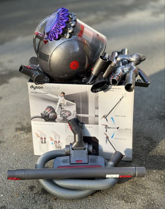 Мощна безторбична прахосмукачка Dyson Big Ball Animal 2, 600W