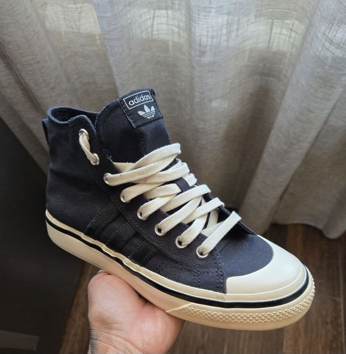 Оригинални дамски кецове adidas nizza и adidas Vl Court Bold Wm