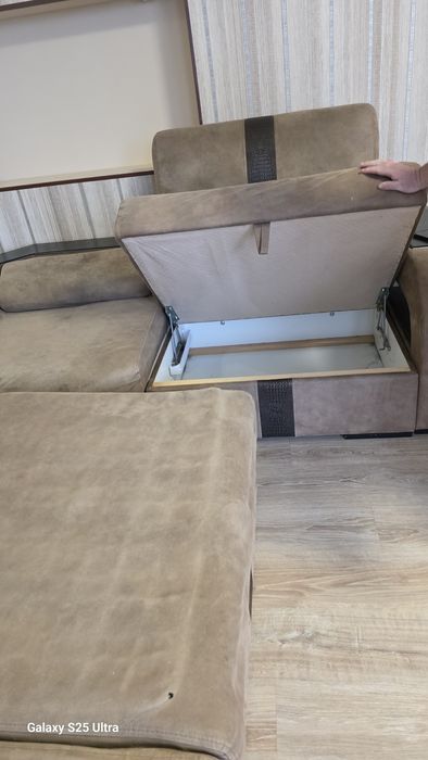 Продаётся угловой диван