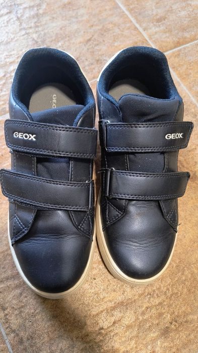 Детски обувки за момиче 35. Geox