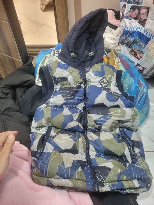 Отдам бесплатно детские вещи