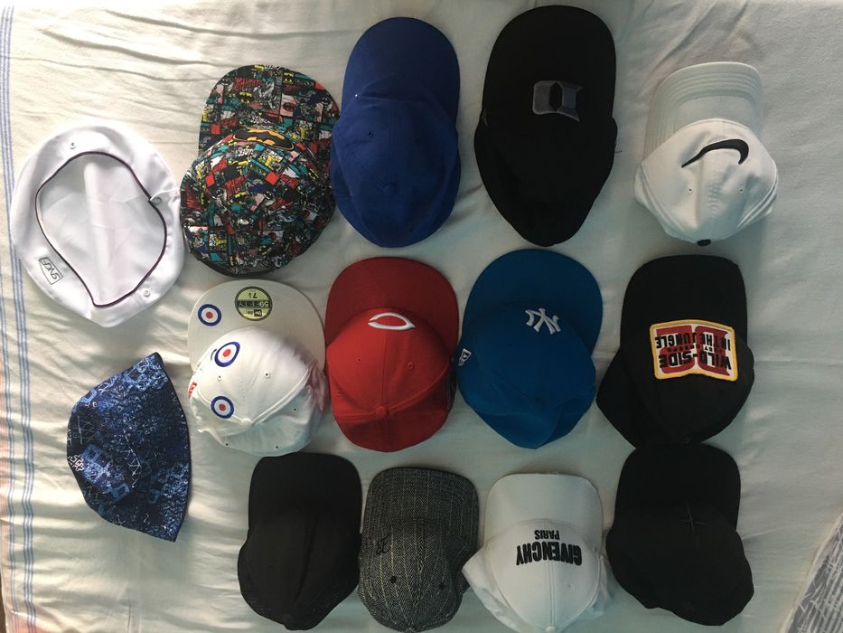 Șepcii diferite modele si culori