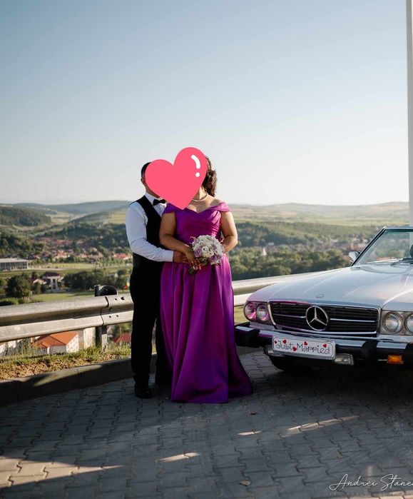 Rochie nașă de vânzare