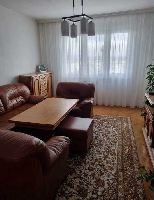 Дава се под наем Тристаен апартамент в София, Младост 3 - 72 кв.м за 509.49 € - Снимка #1