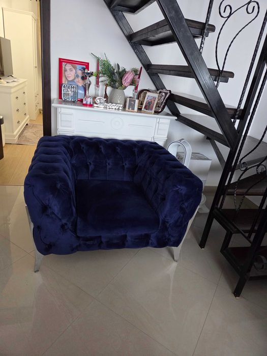 Mobilier living canapea