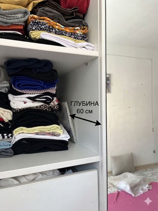 Шкаф с зеркалами, в отличном состоянии