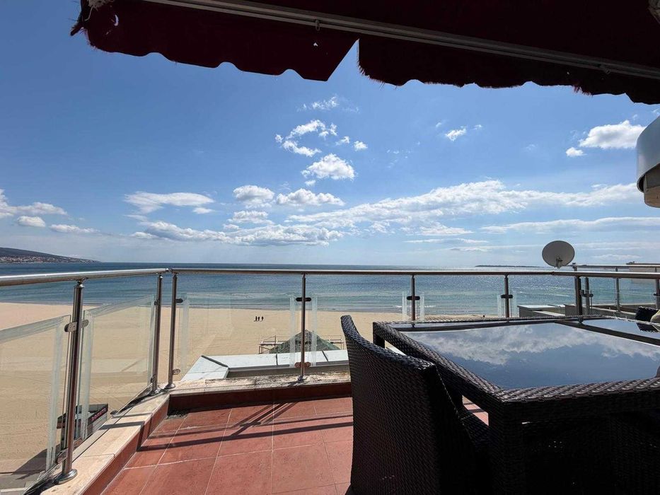 Предлагаме под наем двустаен апартамент в Слънчев Бряг с морска гледка!