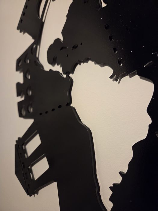 Orașele lumii – decorațiune de perete din oțel tăiat cu laser