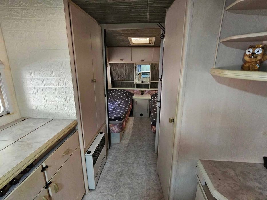 Каравана с навес