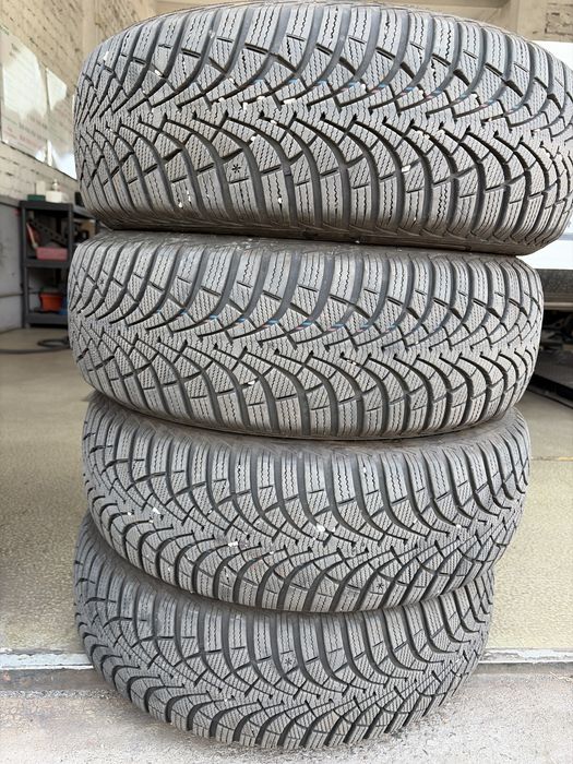 4 x Goodyear vara Ultragrip Performance 2, 205/60/16, dot 2020