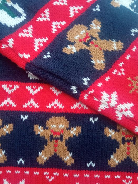 Коледно пуловерче