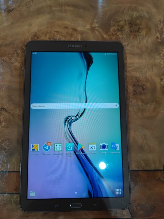 Samsung Planshet sotiladi.
