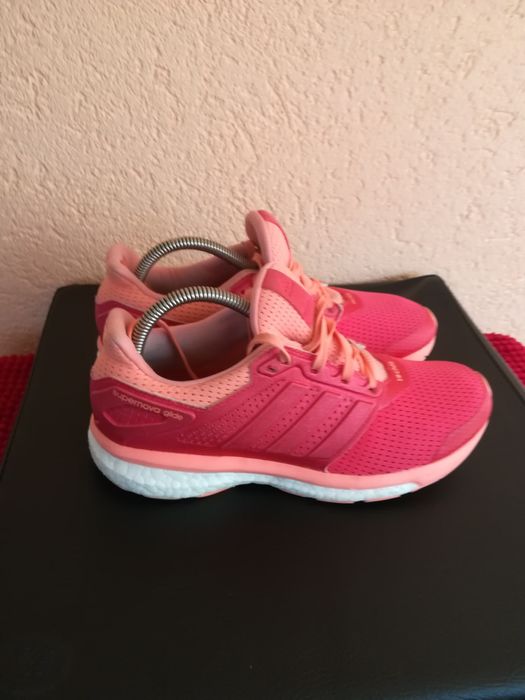 Adidas Nova nr 40 dama