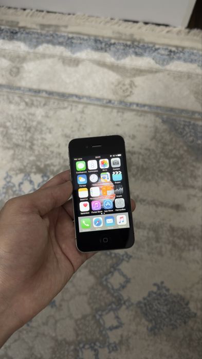 iPhone 4S 16GB LEGENDA