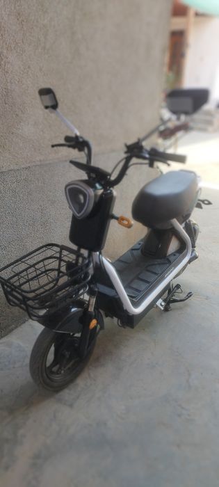Скутер марка Бодо