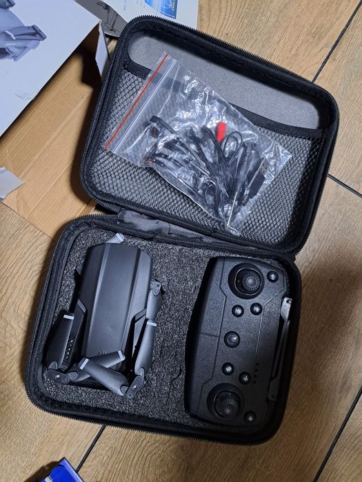 Квадрокоптер радиоуправляемый с пультом