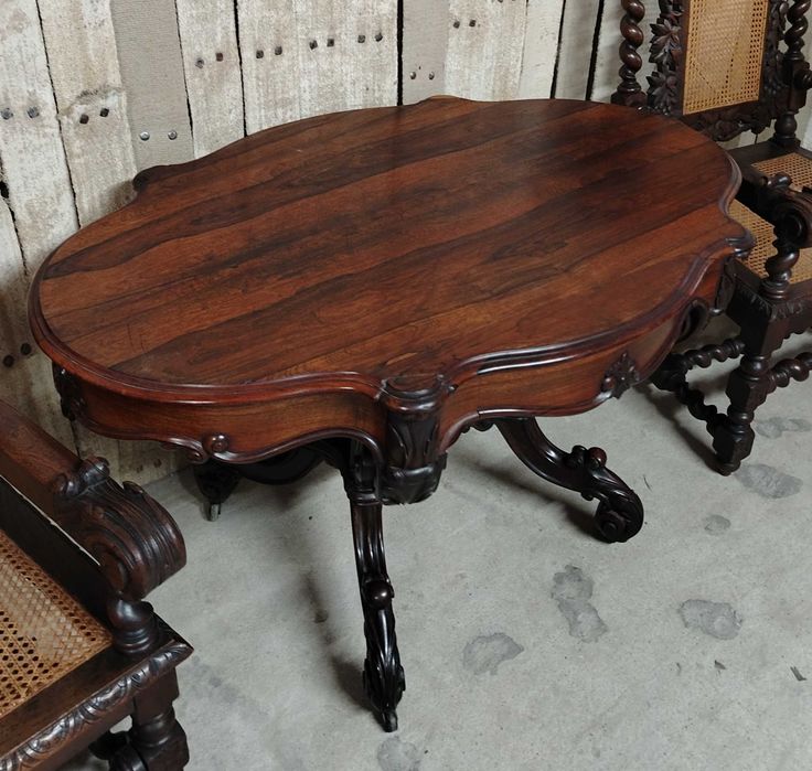 REDUCERE - Masa veche din lemn de mahon, Belgia