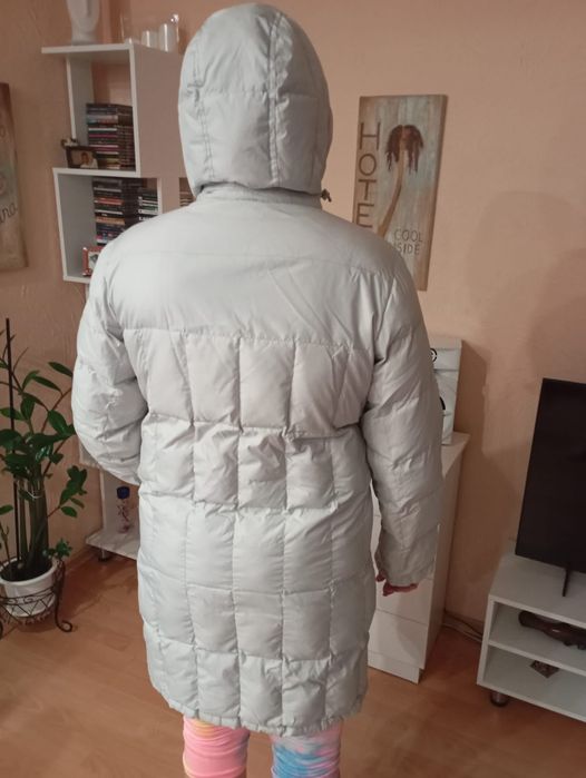 Продам пуховик. Размер 48-50 .