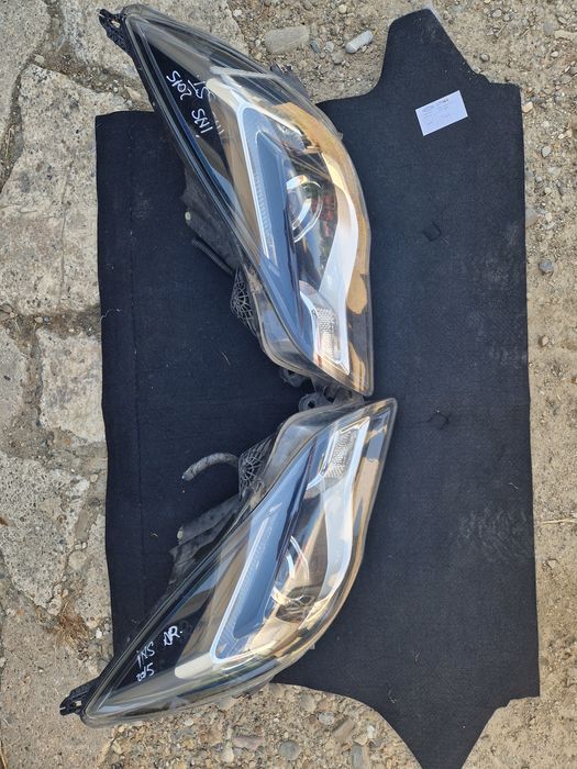 Faruri halogen Opel Insignia 2015