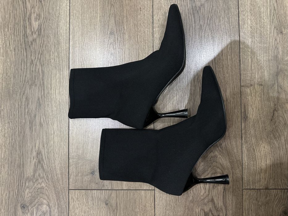 Ботильоны Zara тканевые черные