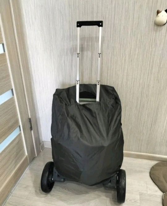 Коляска для прогулок bablo хорошая