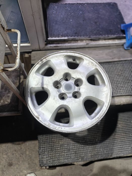 Продам диски Тойота