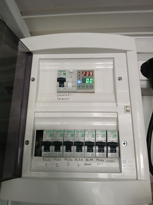 Container modula 6x2,4m complet echipat