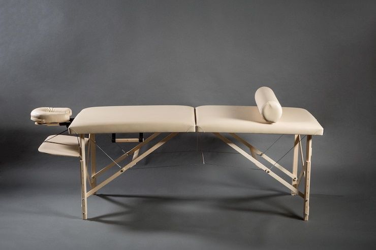 Массажист лечебный