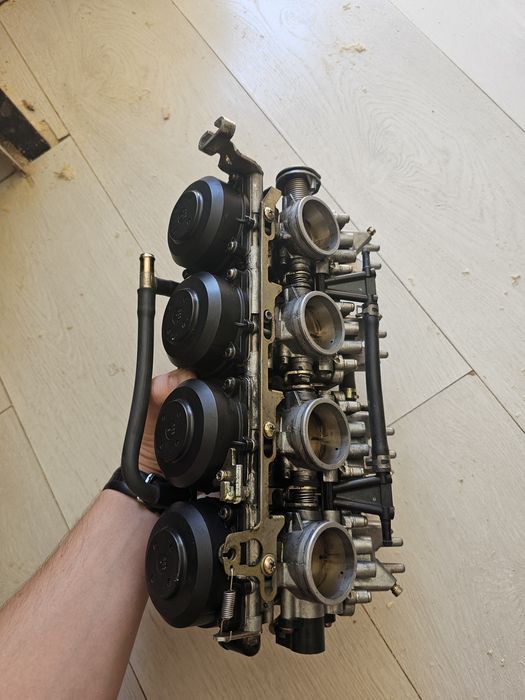 Carburator Yamaha r6 99-02