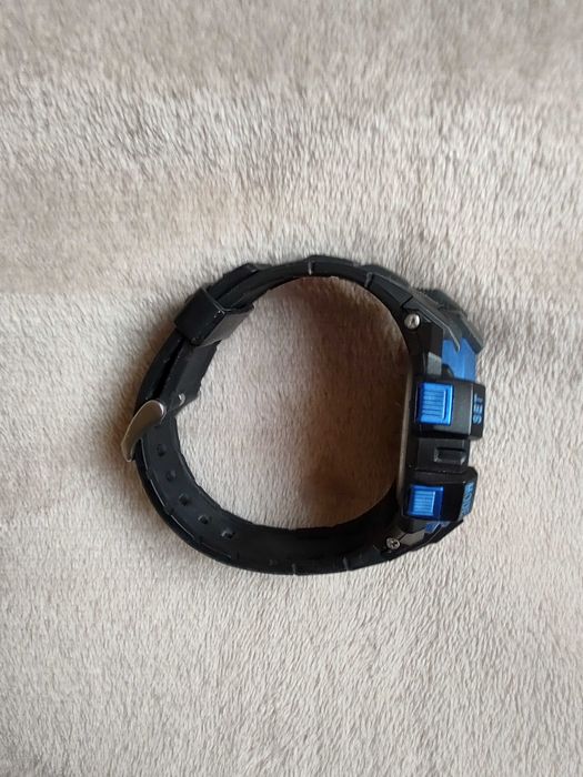 Armitron американски цифров часовник