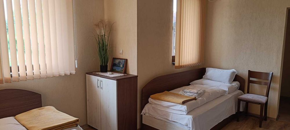 Дава се под наем Къща в Павел баня - 200 кв.м за 1530 € - Снимка #11