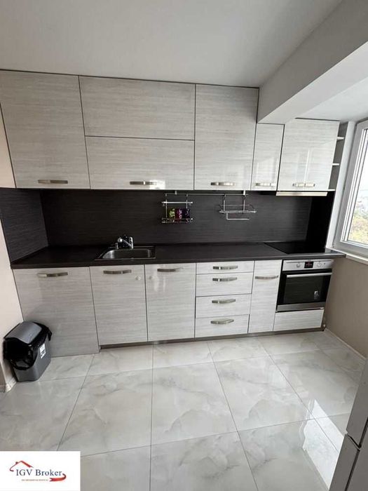 Дава се под наем Двустаен апартамент в София, Център - 65 кв.м за 663 € - Снимка #3