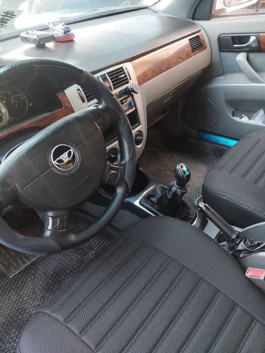 Продаётся Ласетти белая корейская сборка