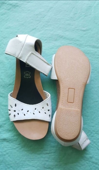 Sandale dama Lasocki din piele,noi