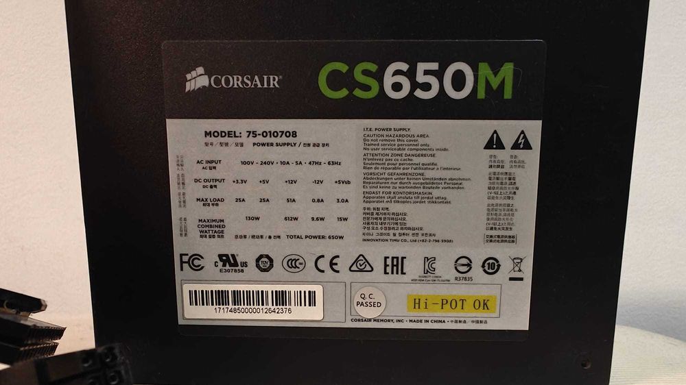 Vând sursă Corsair CS650M CS Series Modular + cabluri