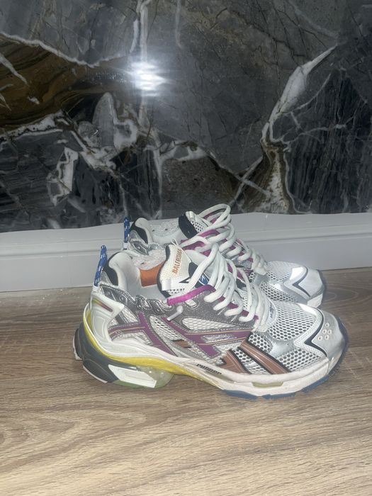 Balenciaga runner