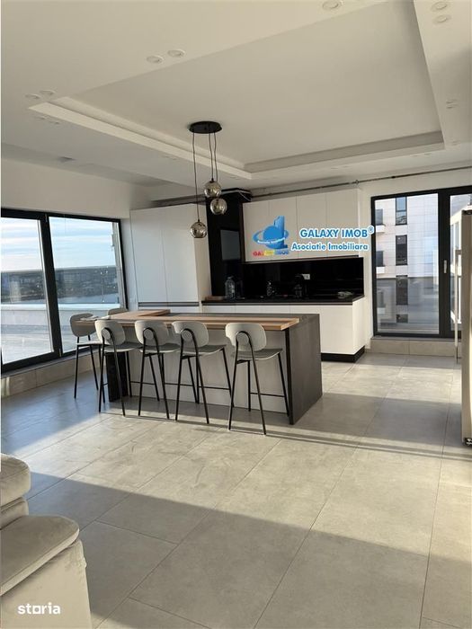 Penthouse Unic si  Exclusivist cu vedere dubla la Lac si Mare
