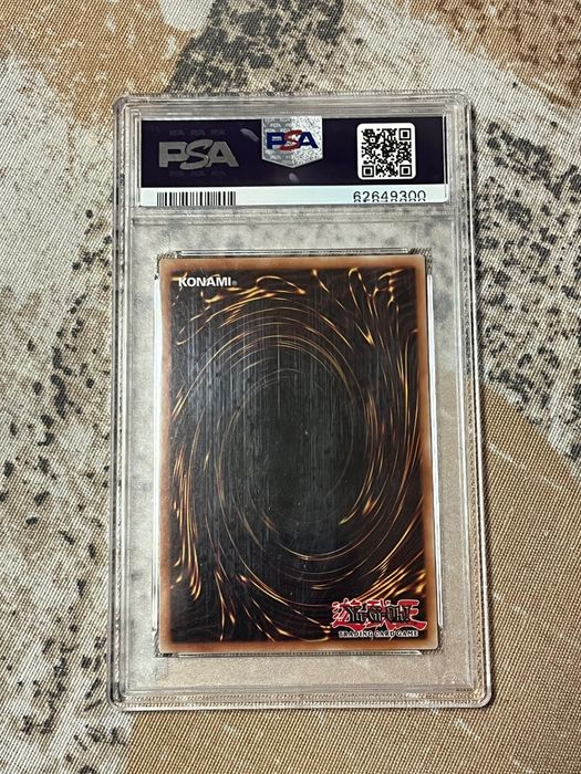 Yu Gi Oh psa 9 - Red Eyes Black Dragon LEGENDARY COLLECTION